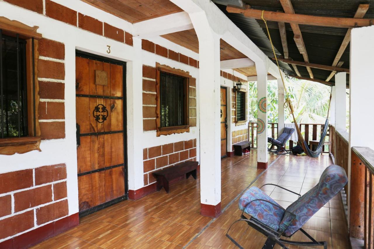 Vinas Hotel Lanquín Eksteriør bilde