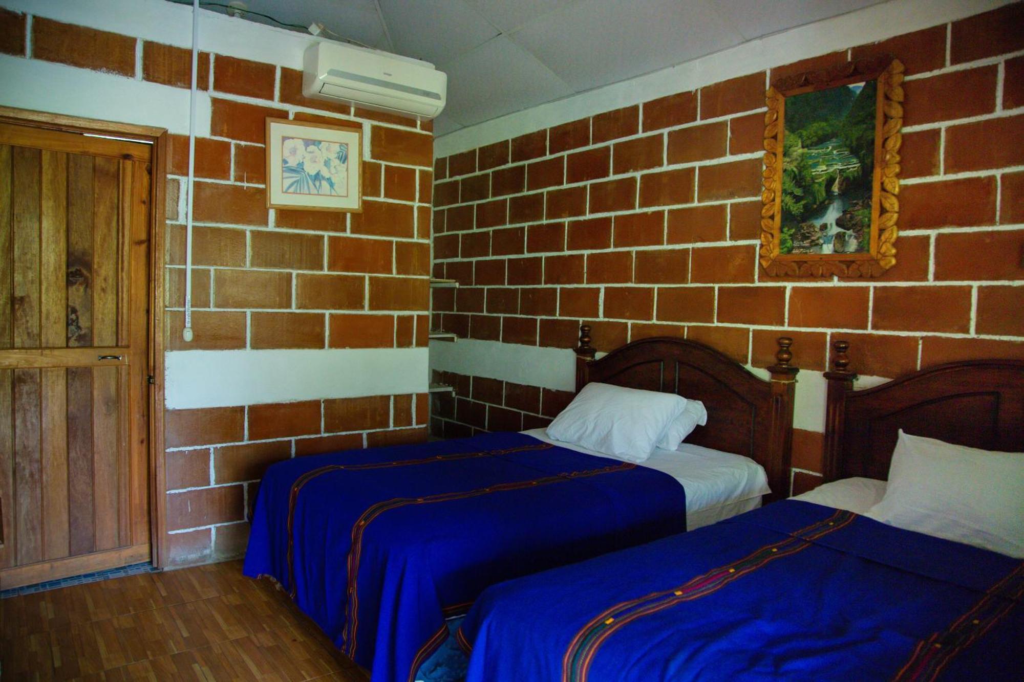 Vinas Hotel Lanquín Eksteriør bilde